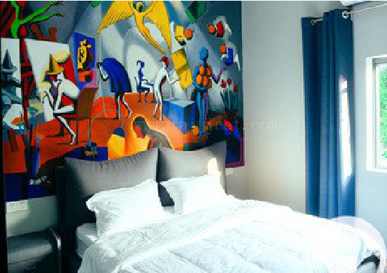 三门对于酒店的墙体彩绘而言更注重哪些方面?