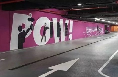 三门墙绘设计师的选择是关键。